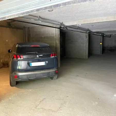 Joli T3 60m2, Centre Ville, Garage Couvert Ferme. Saint-Mamet