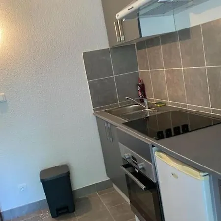 Joli T3 60m2, Centre Ville, Garage Couvert Ferme.